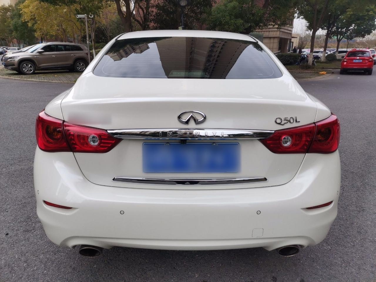 英菲尼迪Q50L 2015款 2.0T 舒适版