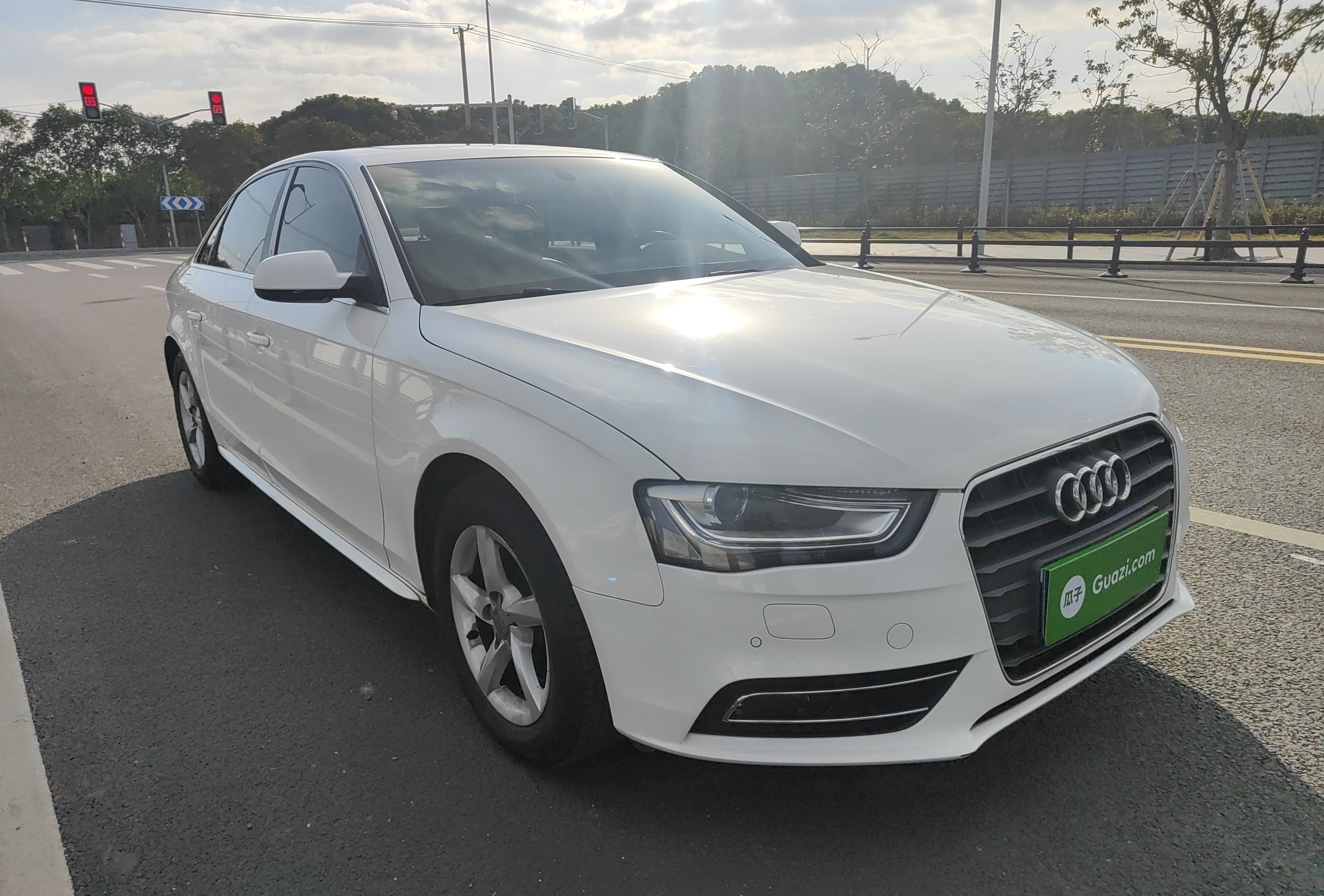 奥迪A4L 2013款 35 TFSI 自动舒适型