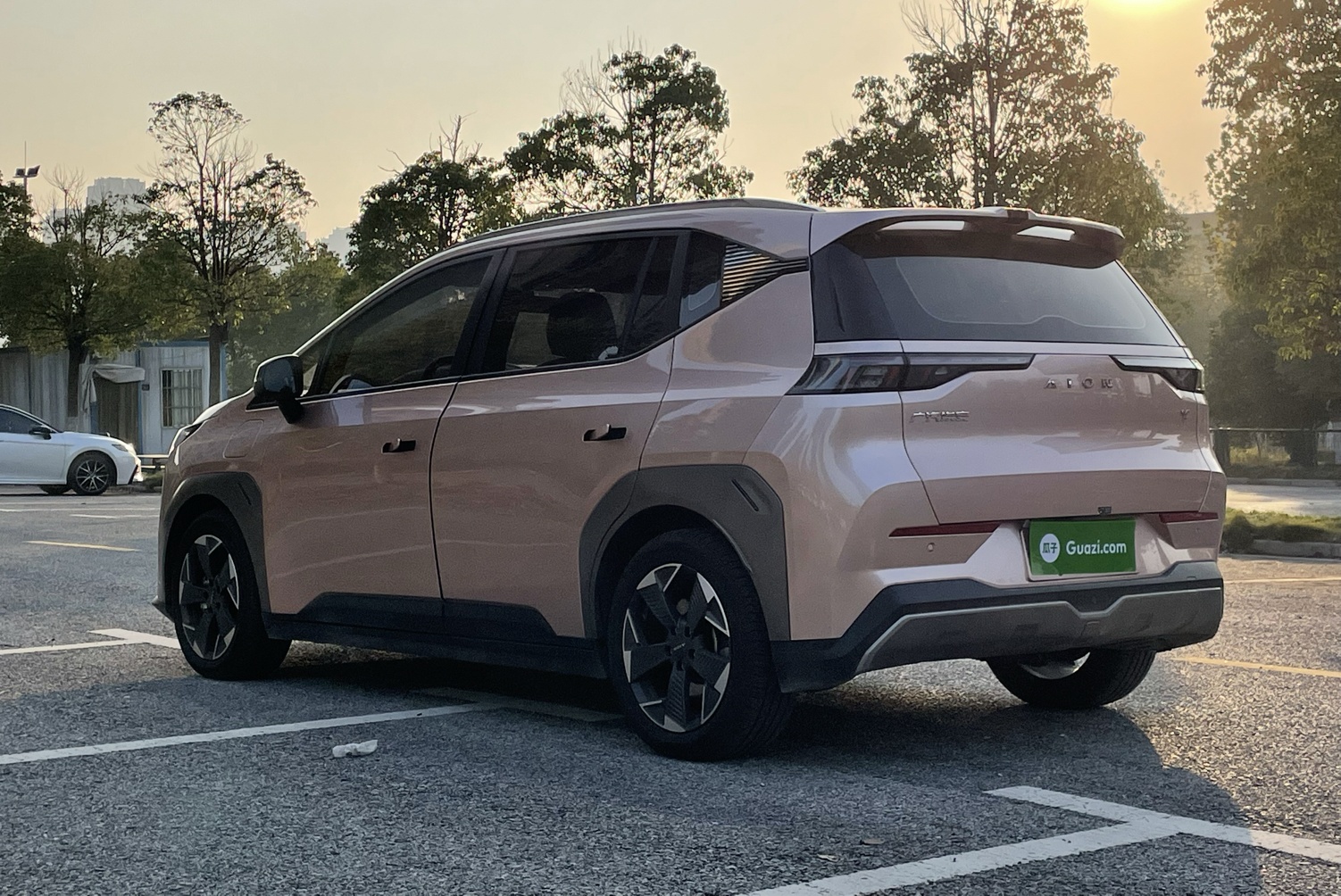 广汽埃安 AION Y 2022款 70 智领版