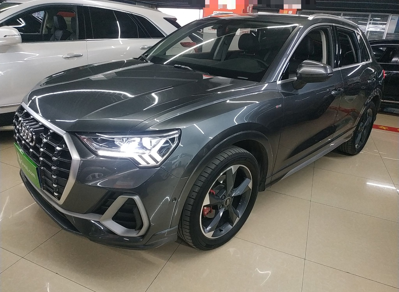 奥迪Q3 2021款 35 TFSI 时尚动感型