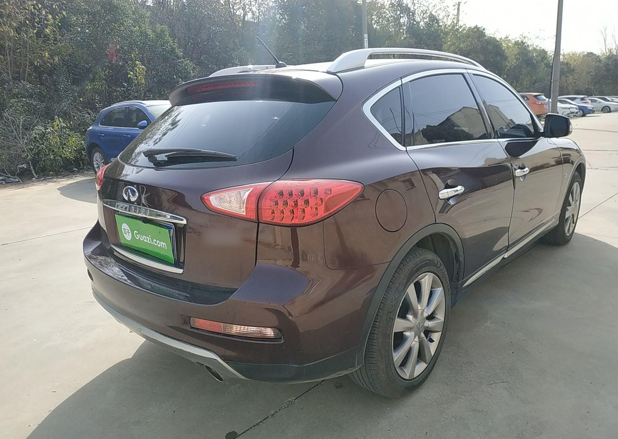 英菲尼迪QX50 2015款 2.5L 舒适版