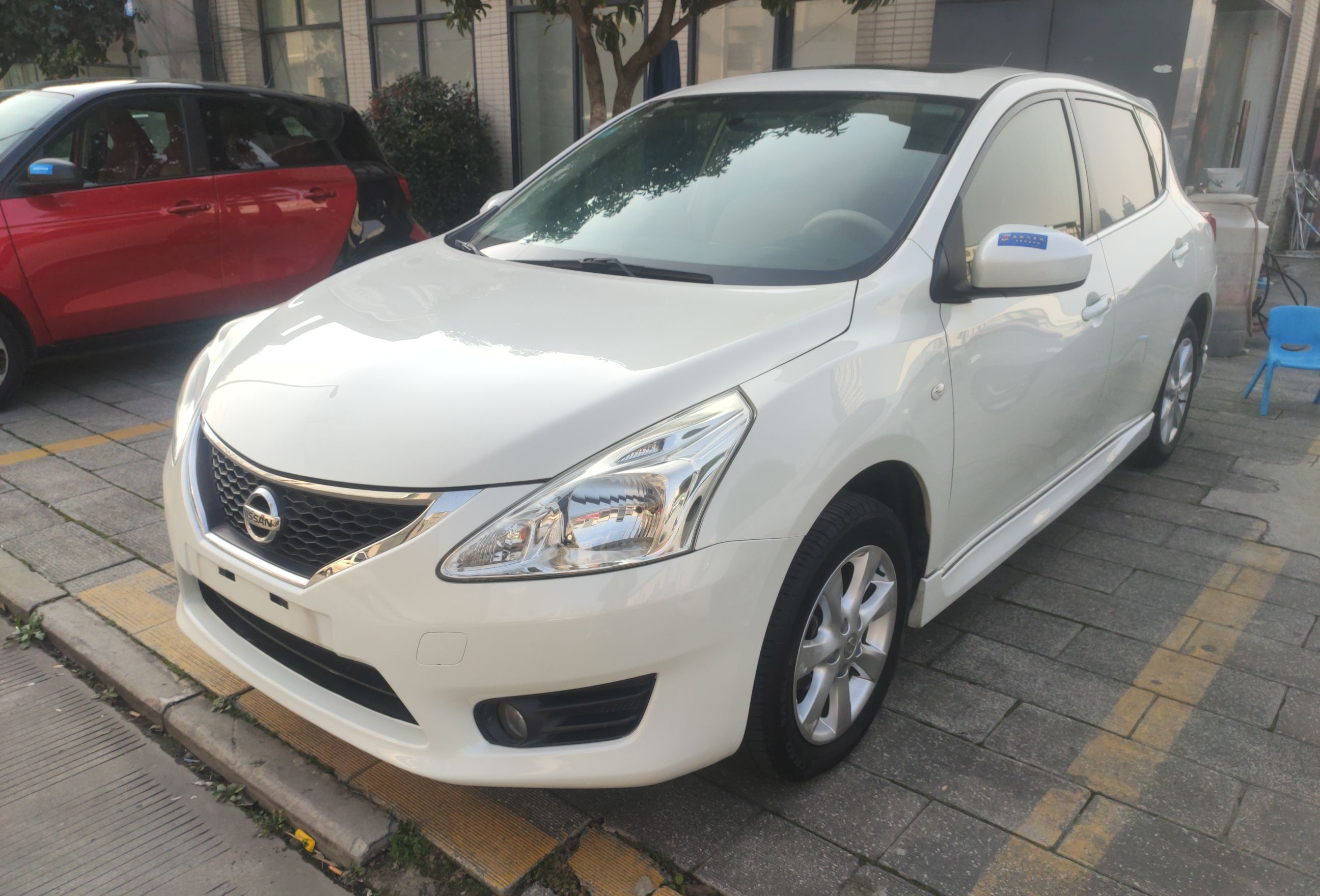 日产 骐达 2011款 1.6L CVT智能型