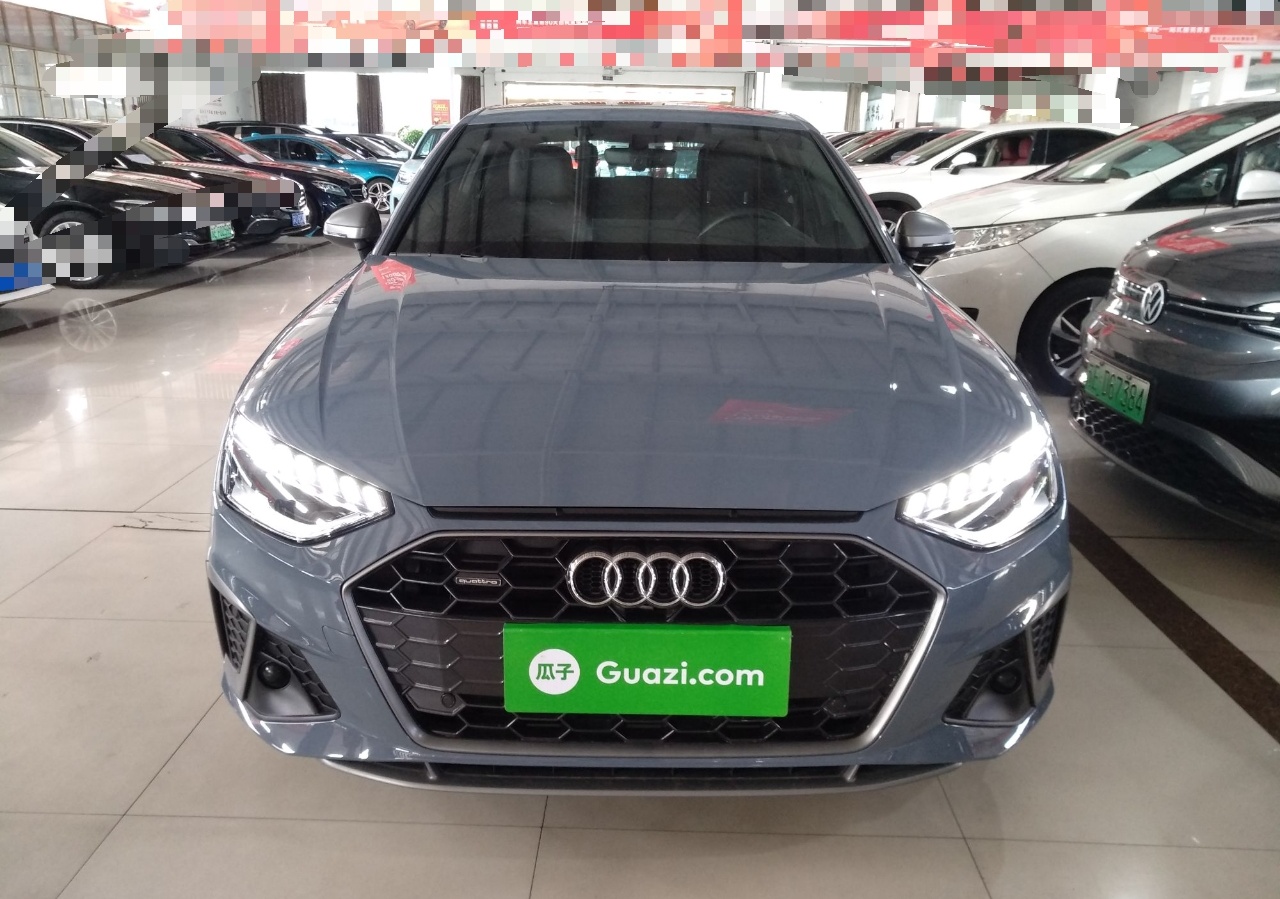 奥迪A4L 2022款 40 TFSI quattro RS套件燃速型