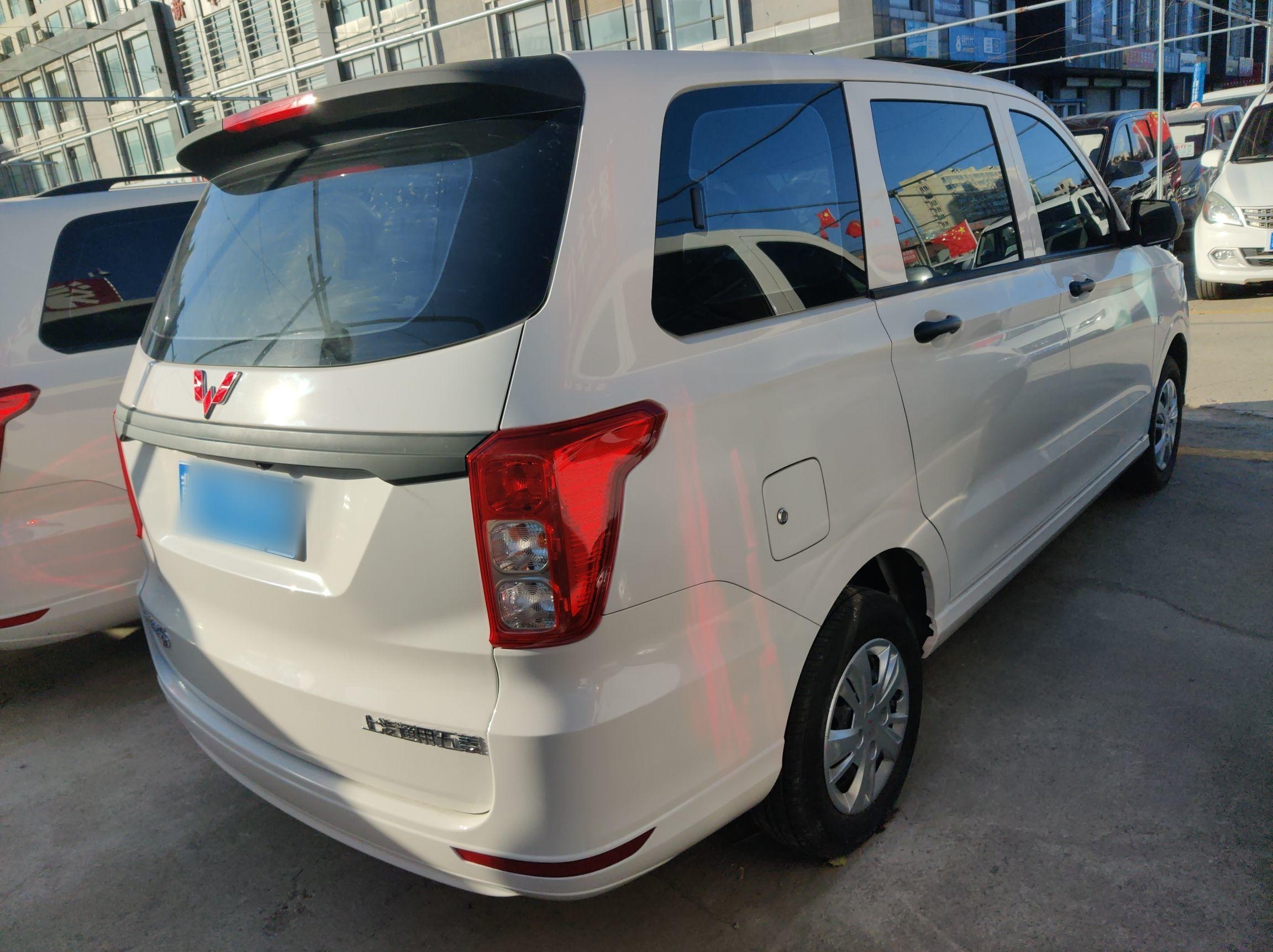 五菱汽车 五菱宏光 2019款 1.5L S基本型国VI LAR