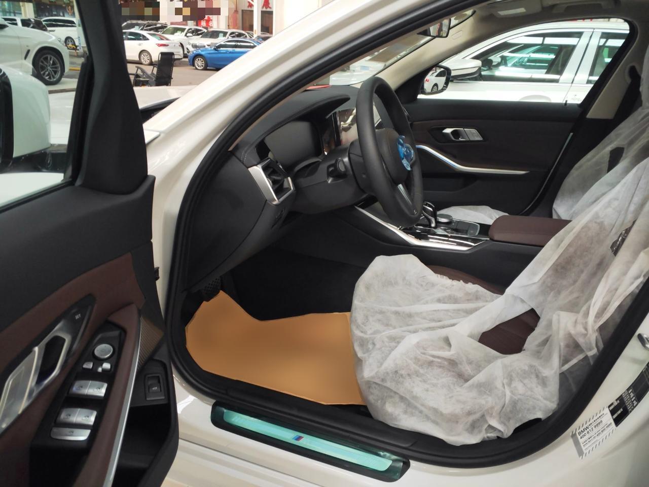 宝马3系 2022款 改款 325Li M运动套装