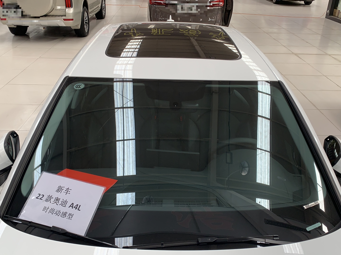 奥迪A4L 2022款 40 TFSI 时尚动感型