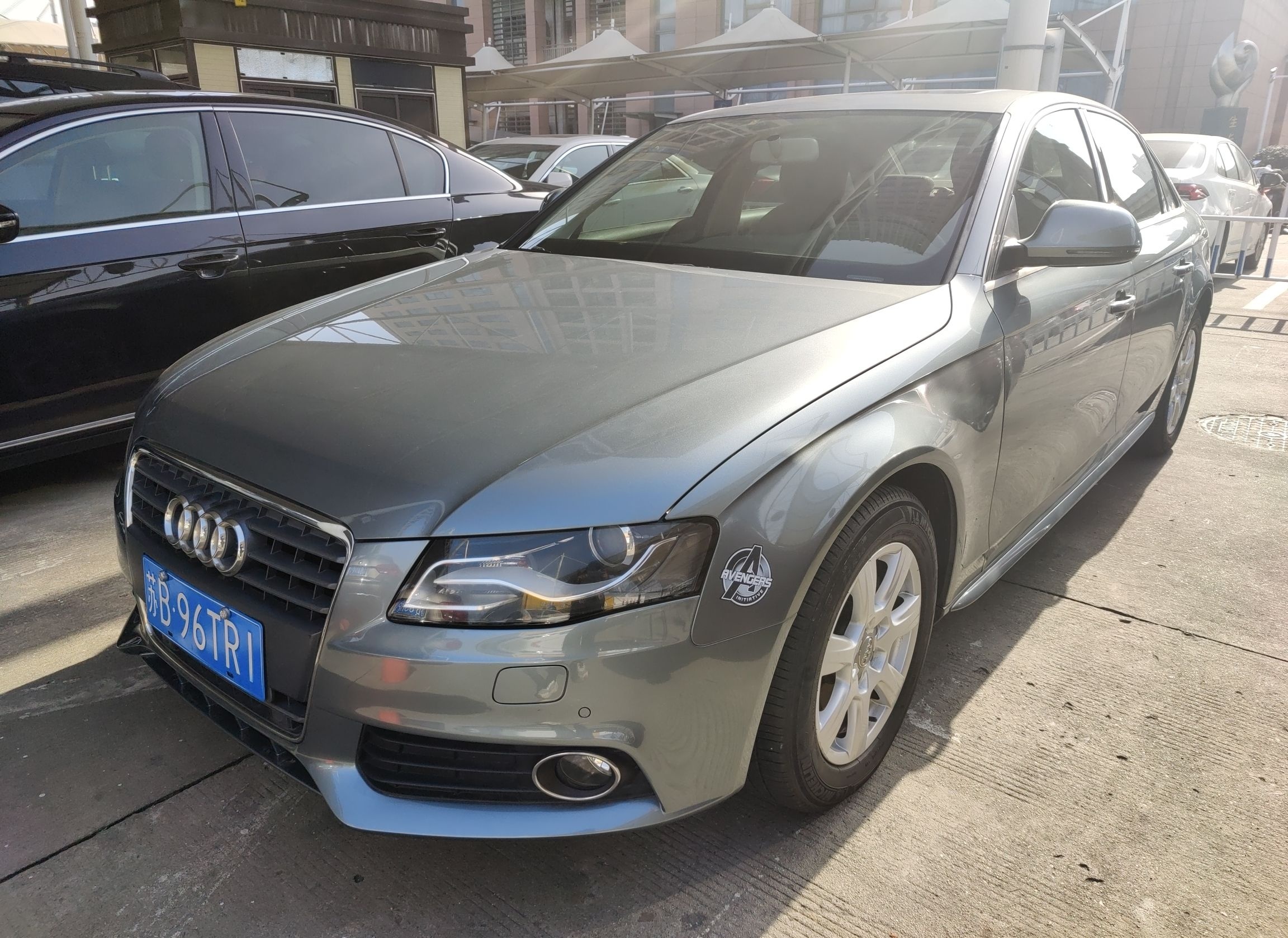 奥迪A4L 2012款 2.0 TFSI 自动标准型