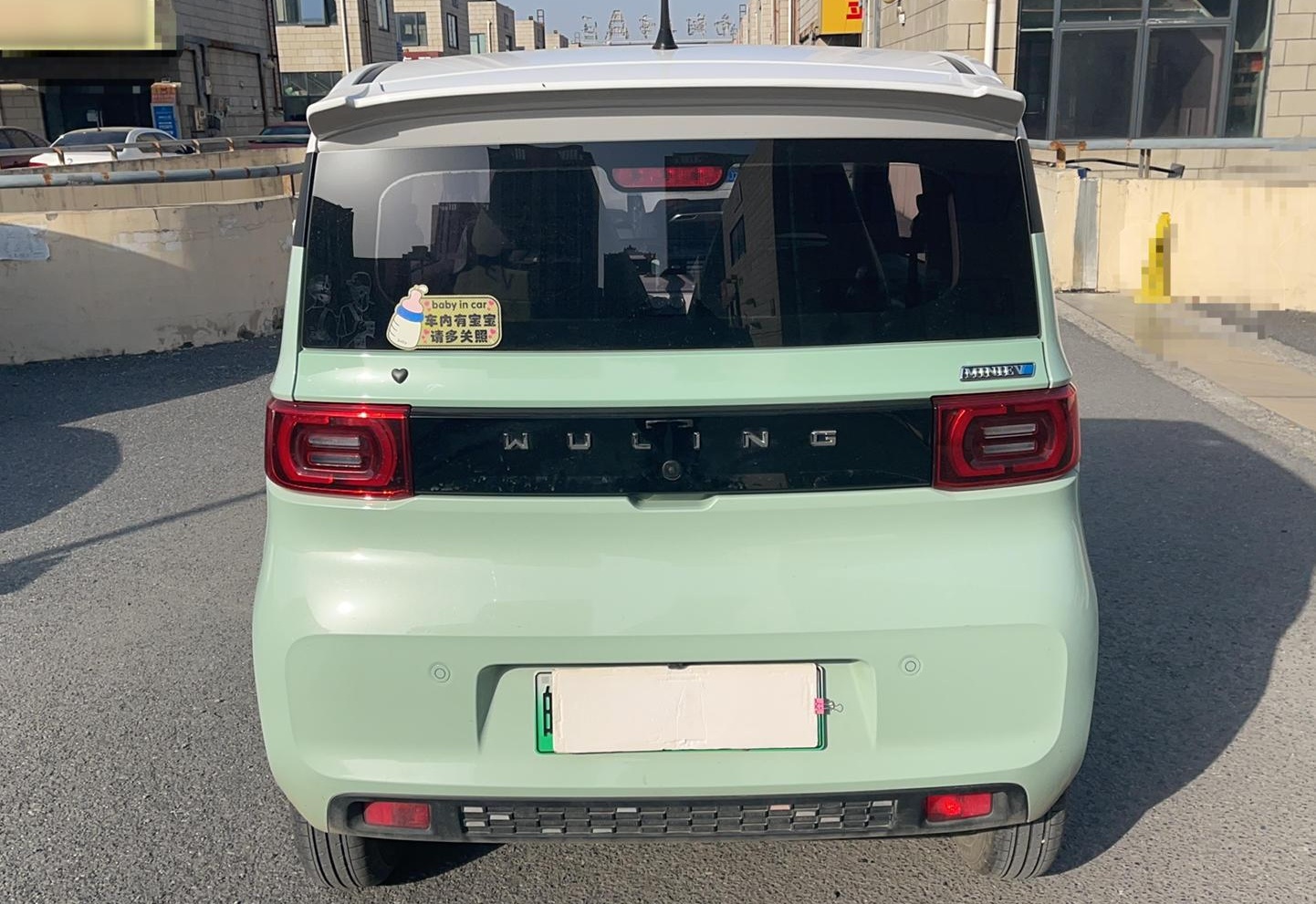 五菱汽车 宏光MINI EV 2021款 马卡龙时尚款 磷酸铁锂