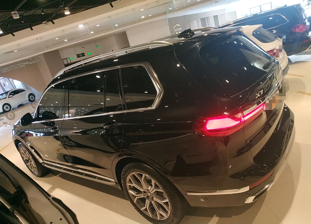 宝马X7 2019款 xDrive40i 领先型豪华套装(进口)