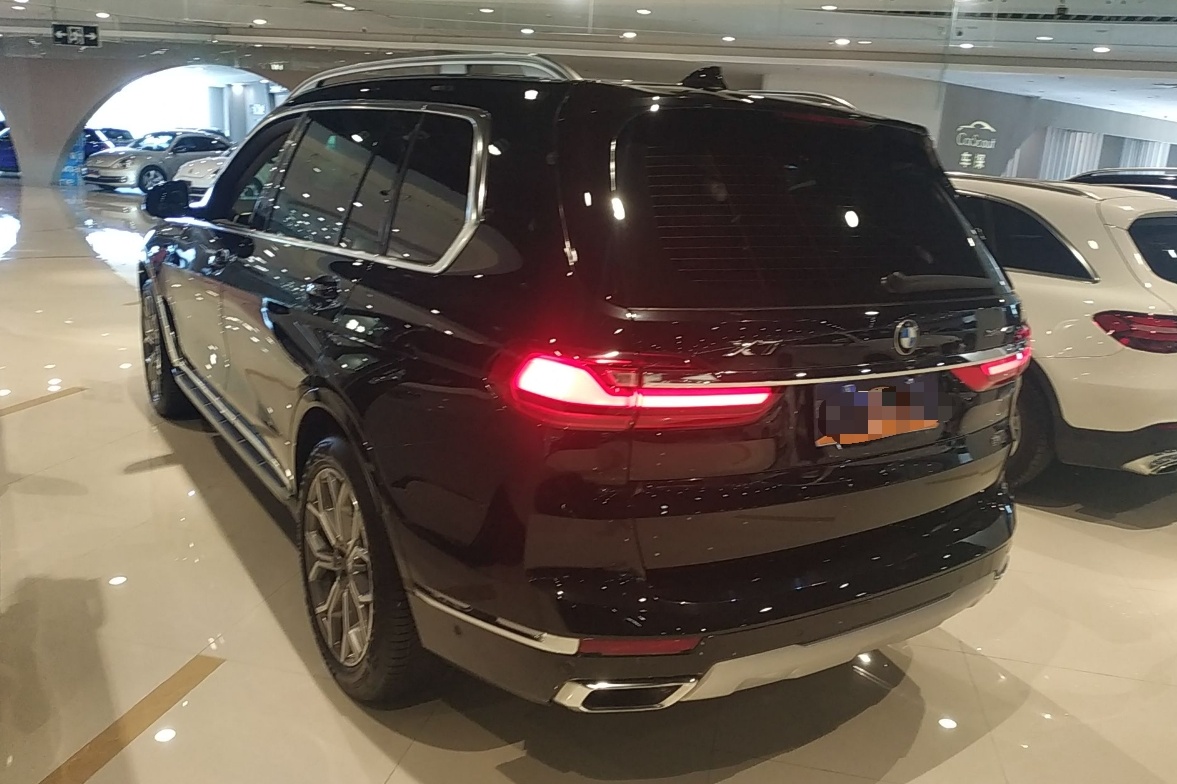 宝马X7 2019款 xDrive40i 领先型豪华套装(进口)