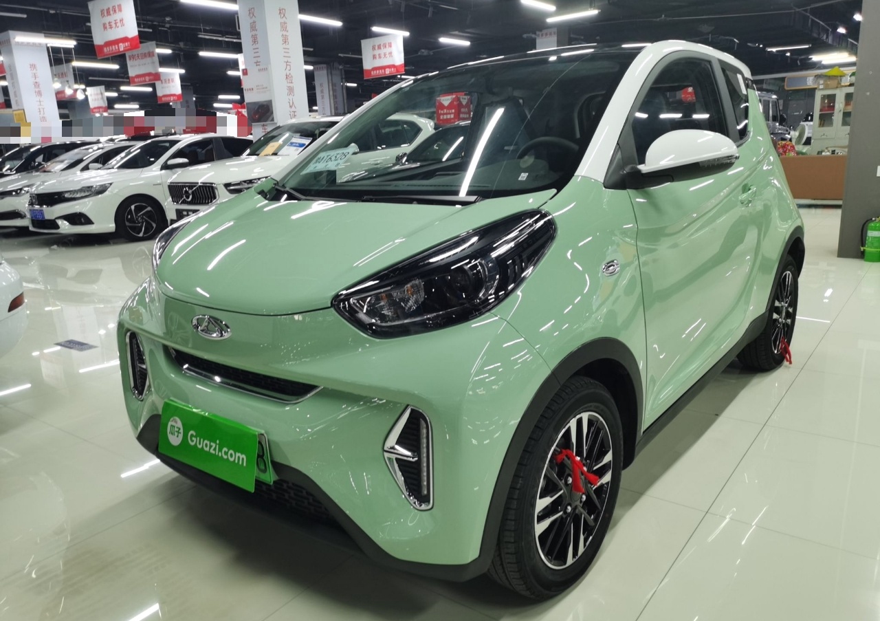 奇瑞新能源 小蚂蚁 2022款 改款 甜粉款 半糖版 磷酸铁锂 30kW 301km