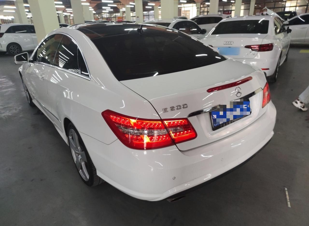 奔驰E级 2012款 E 200 CGI Coupe(进口)