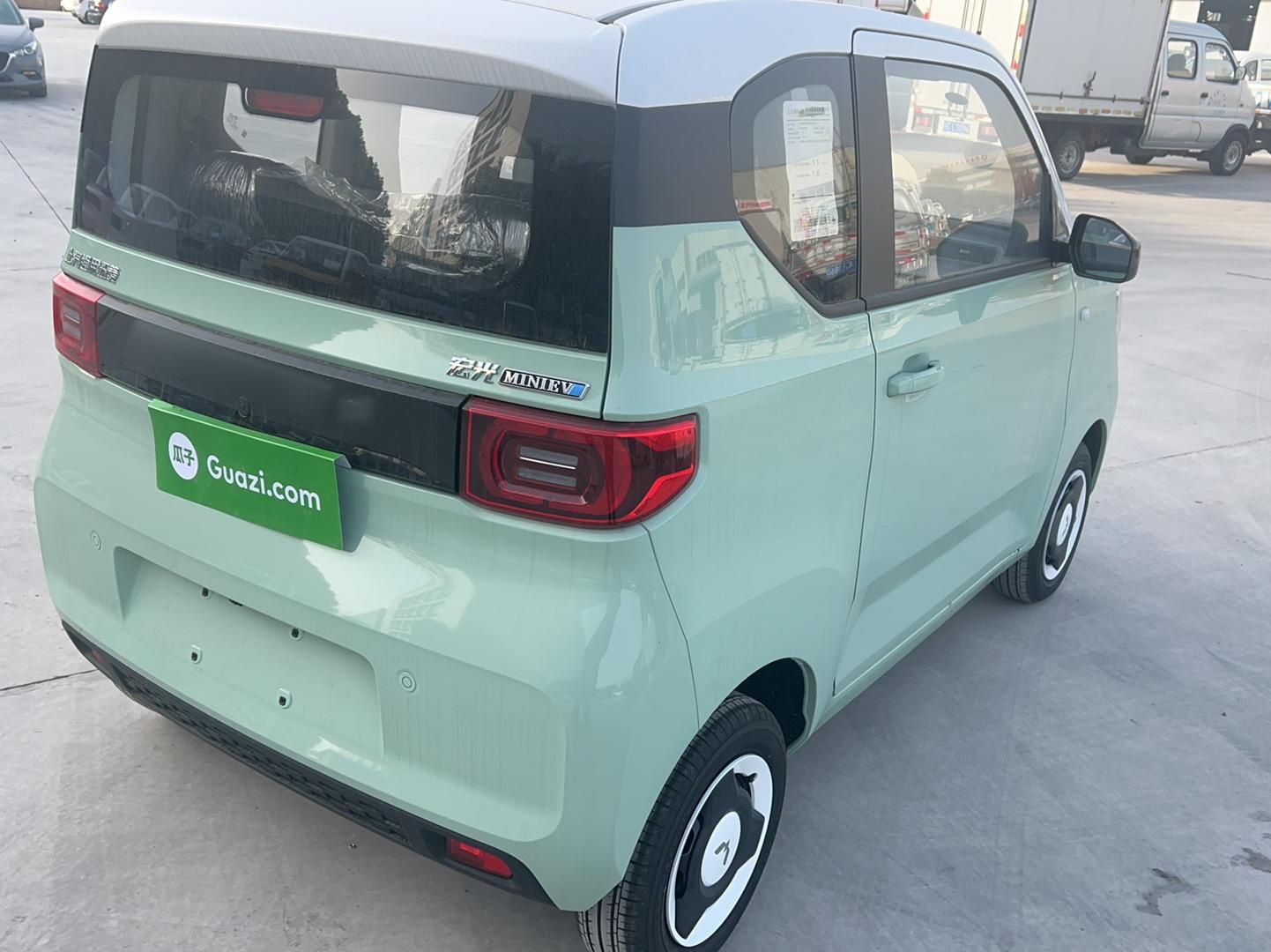 五菱汽车 宏光MINI EV 2022款 马卡龙臻享款 磷酸铁锂