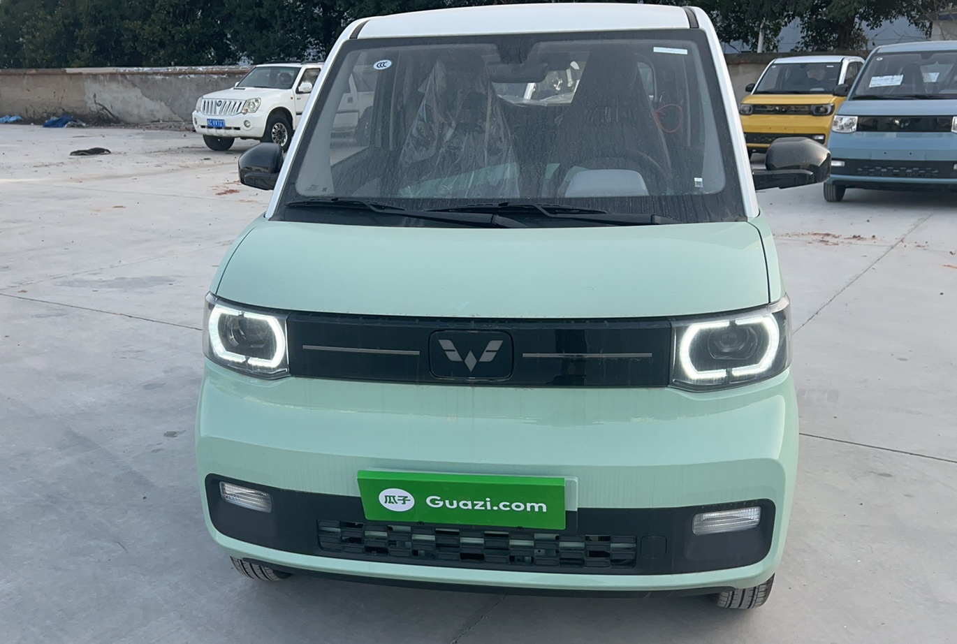 五菱汽车 宏光MINI EV 2022款 马卡龙臻享款 磷酸铁锂