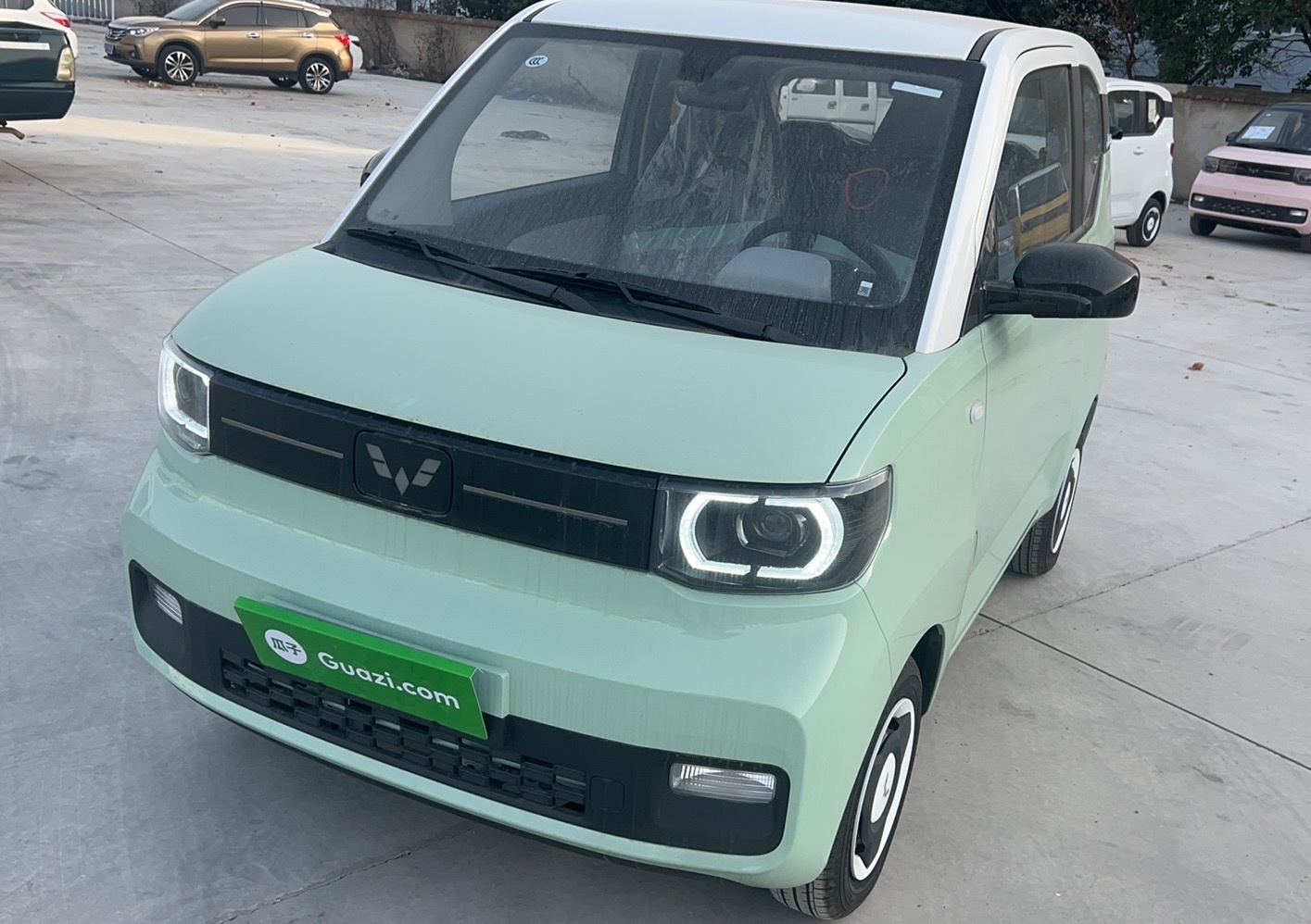 五菱汽车 宏光MINI EV 2022款 马卡龙时尚款 磷酸铁锂