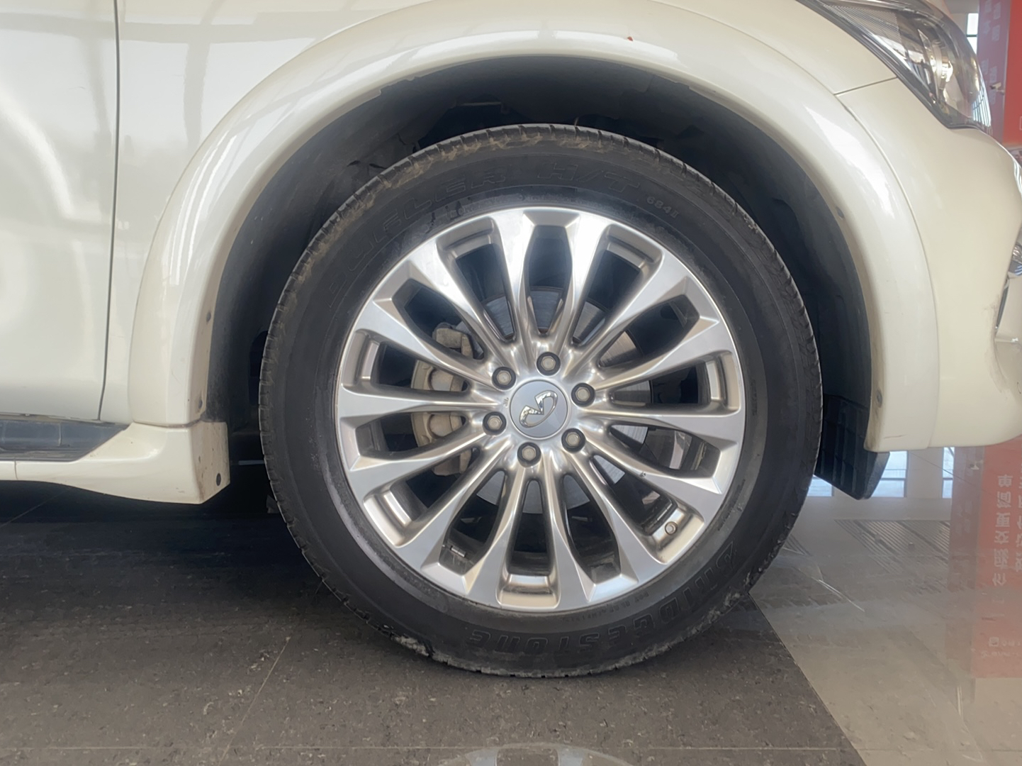 英菲尼迪QX80 2016款 5.6L 4WD(进口)