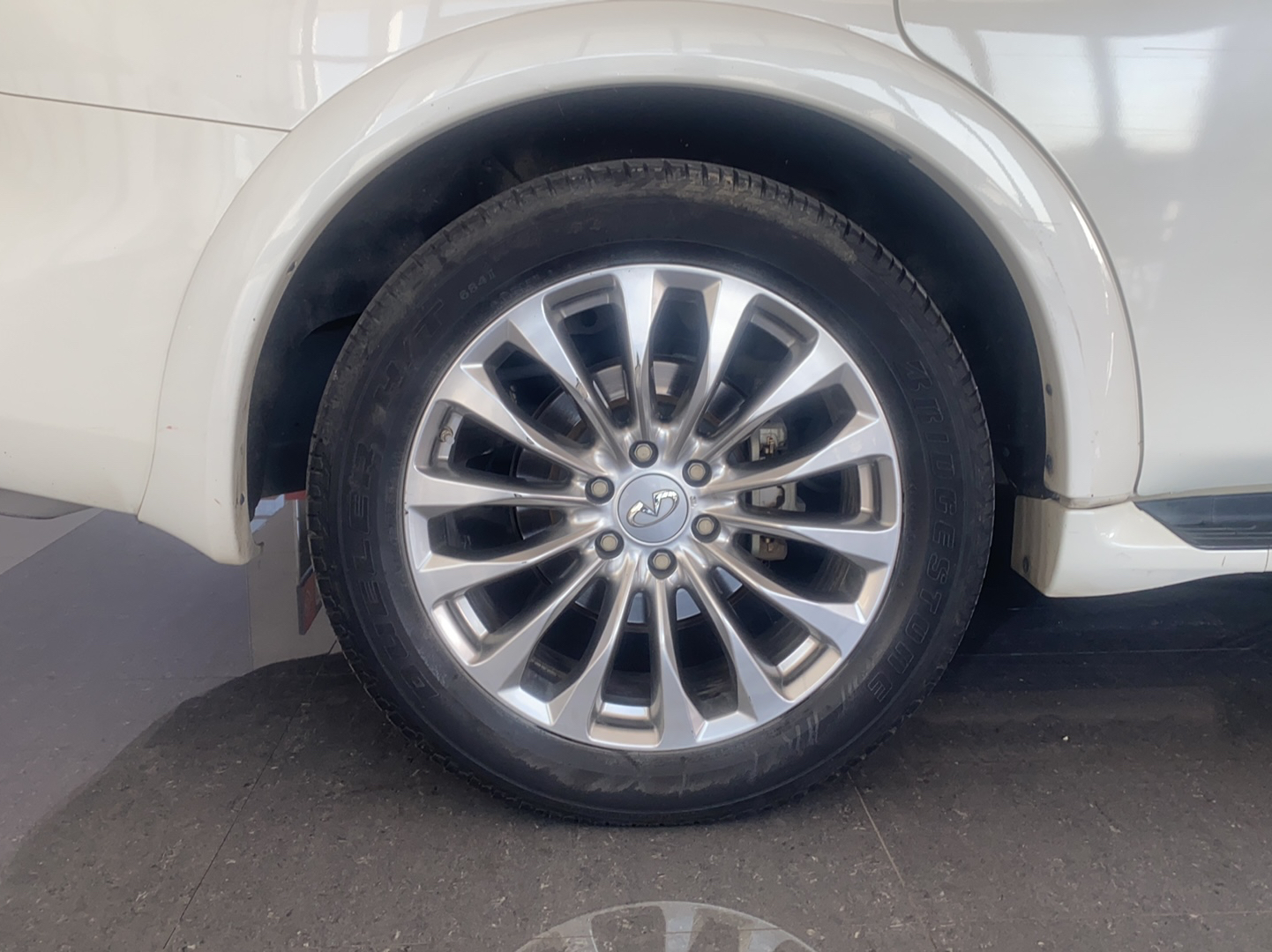 英菲尼迪QX80 2016款 5.6L 4WD(进口)