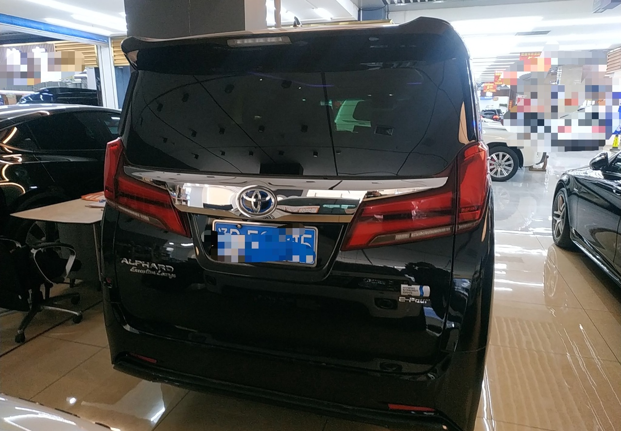 丰田 埃尔法 2020款 双擎 2.5L 尊贵版(进口)