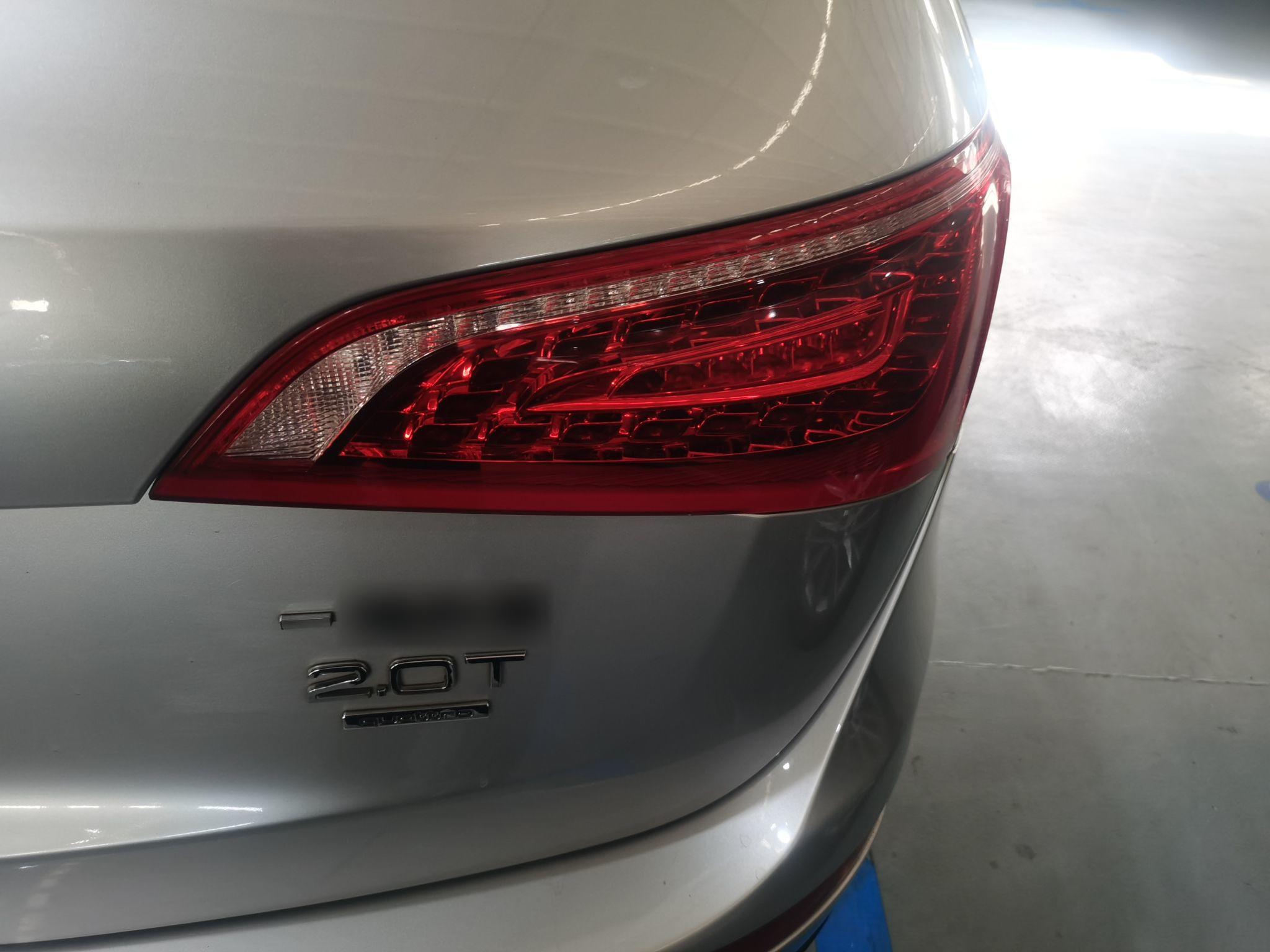 奥迪Q5 2012款 2.0TFSI 舒适型