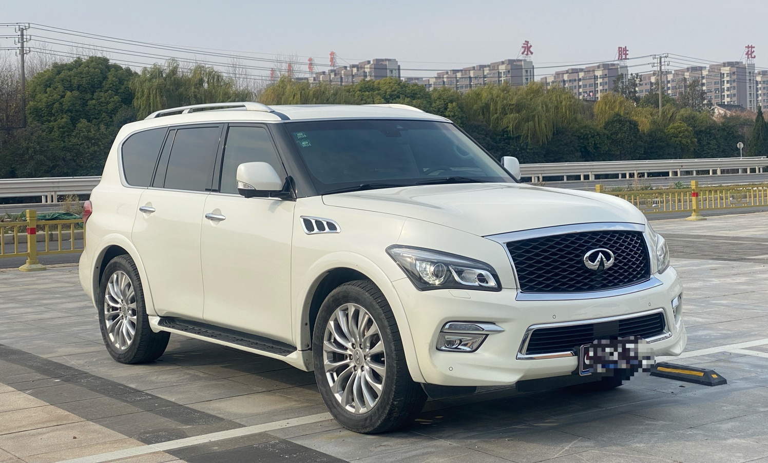 英菲尼迪QX80 2016款 5.6L 4WD(进口)