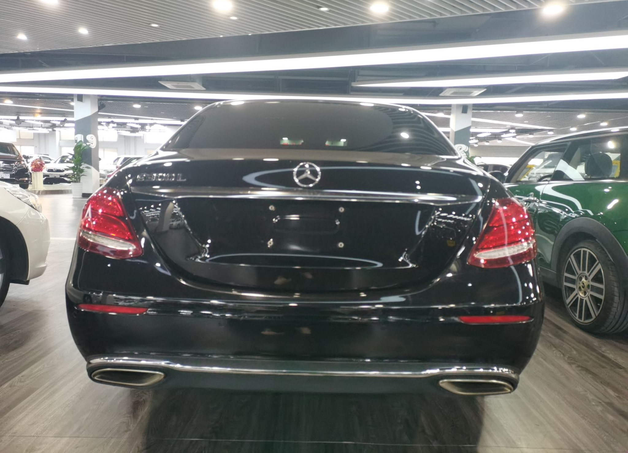 奔驰E级 2016款 E 300 L 时尚型