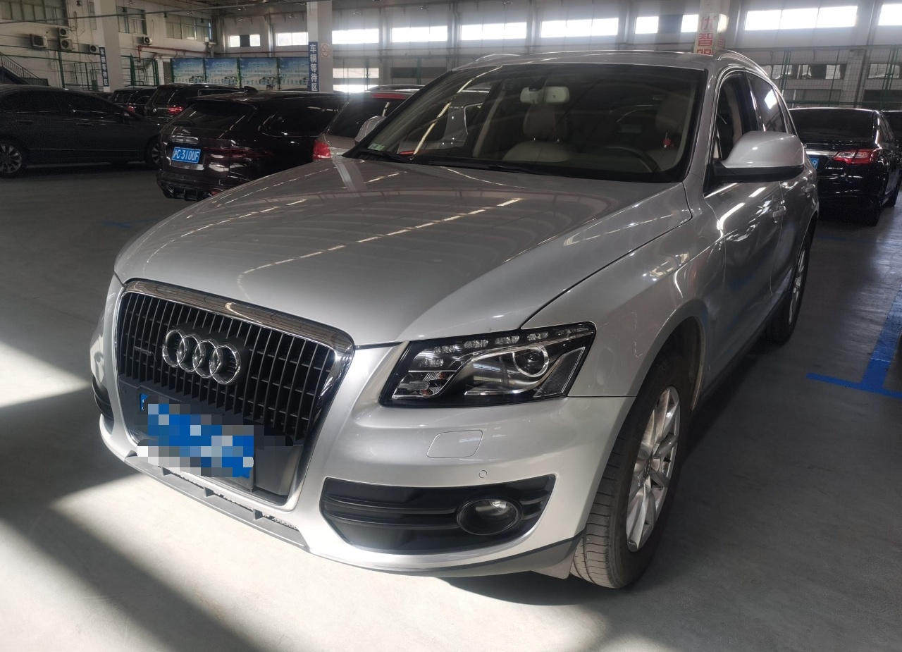 奥迪Q5 2012款 2.0TFSI 舒适型