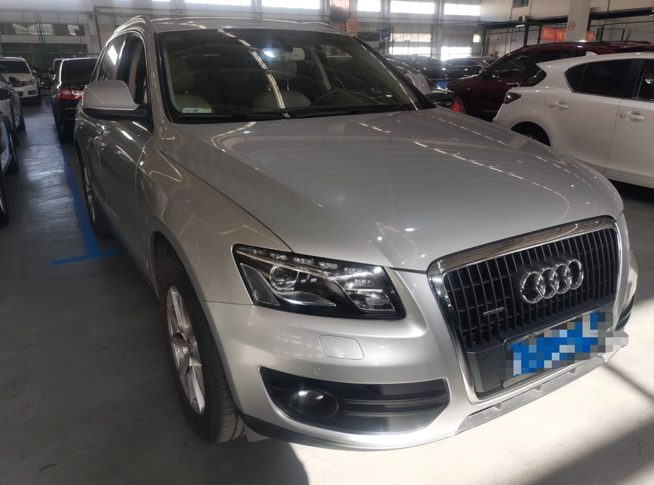 奥迪Q5 2012款 2.0TFSI 舒适型