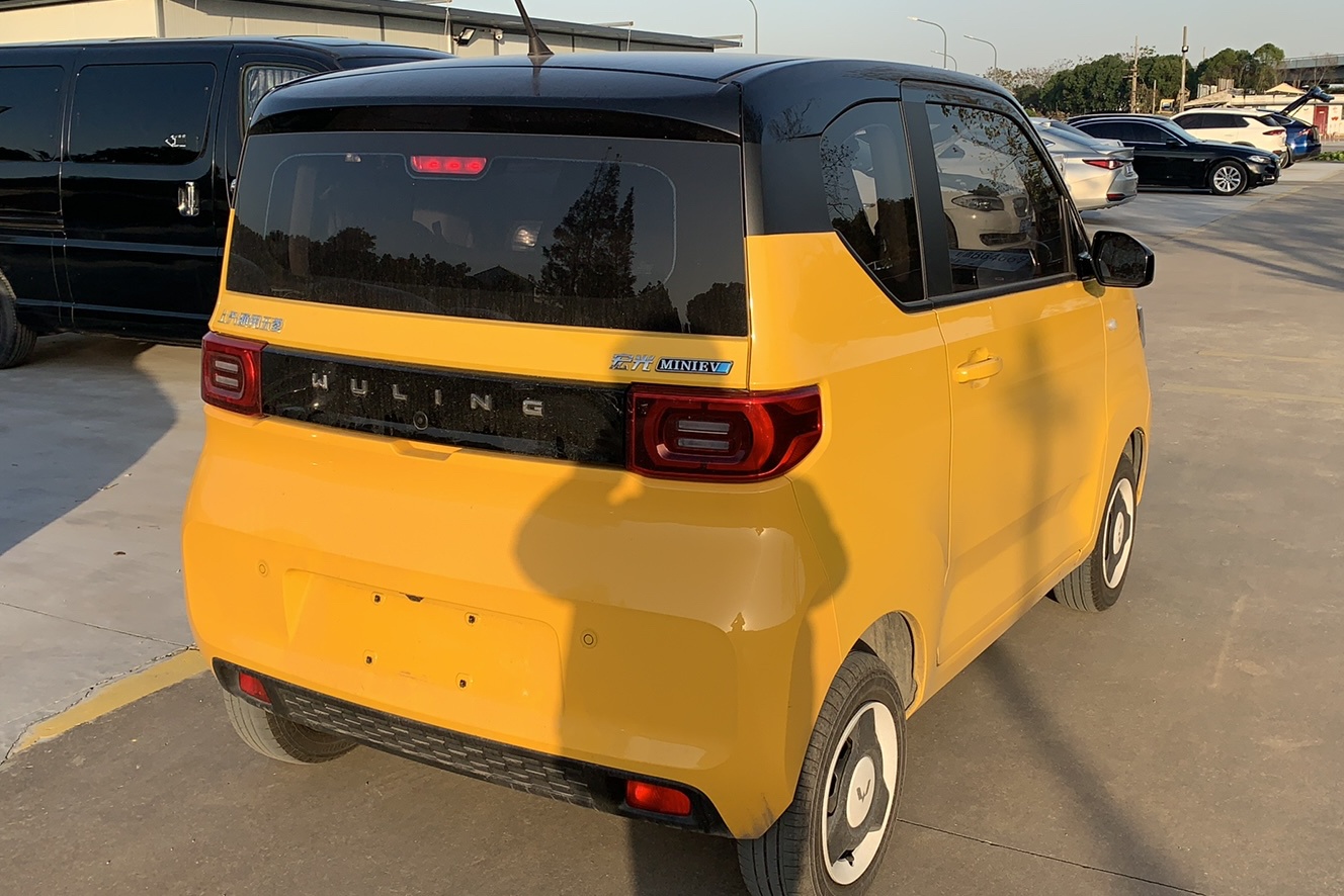 五菱汽车 宏光MINI EV 2021款 马卡龙时尚款 磷酸铁锂