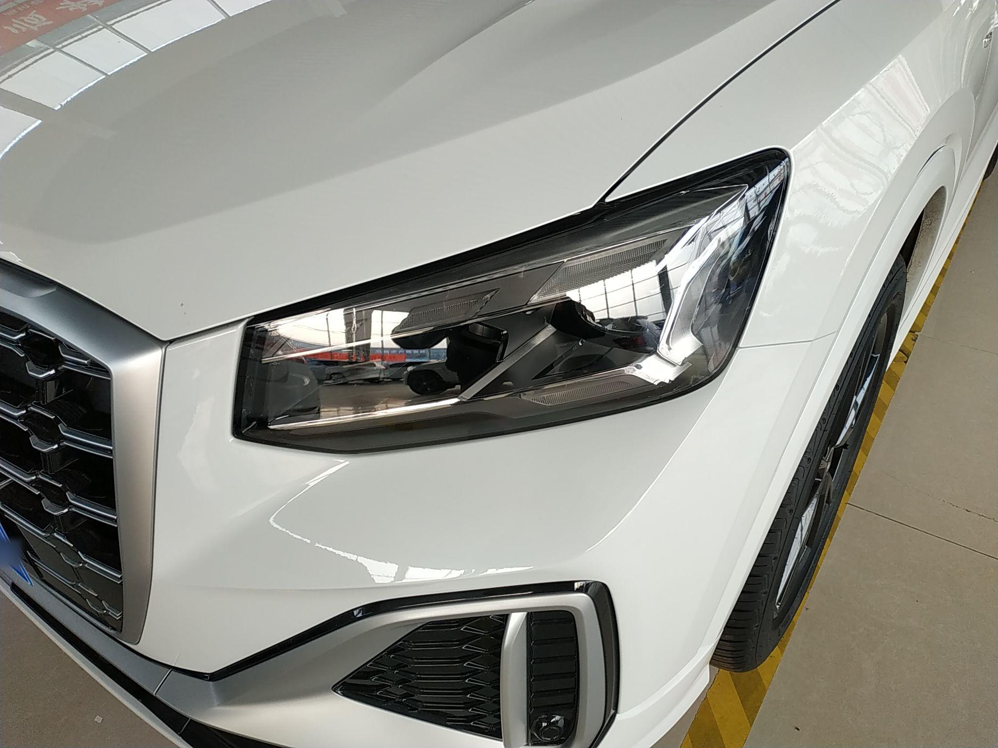 奥迪Q2L 2022款 35 TFSI 进取动感型