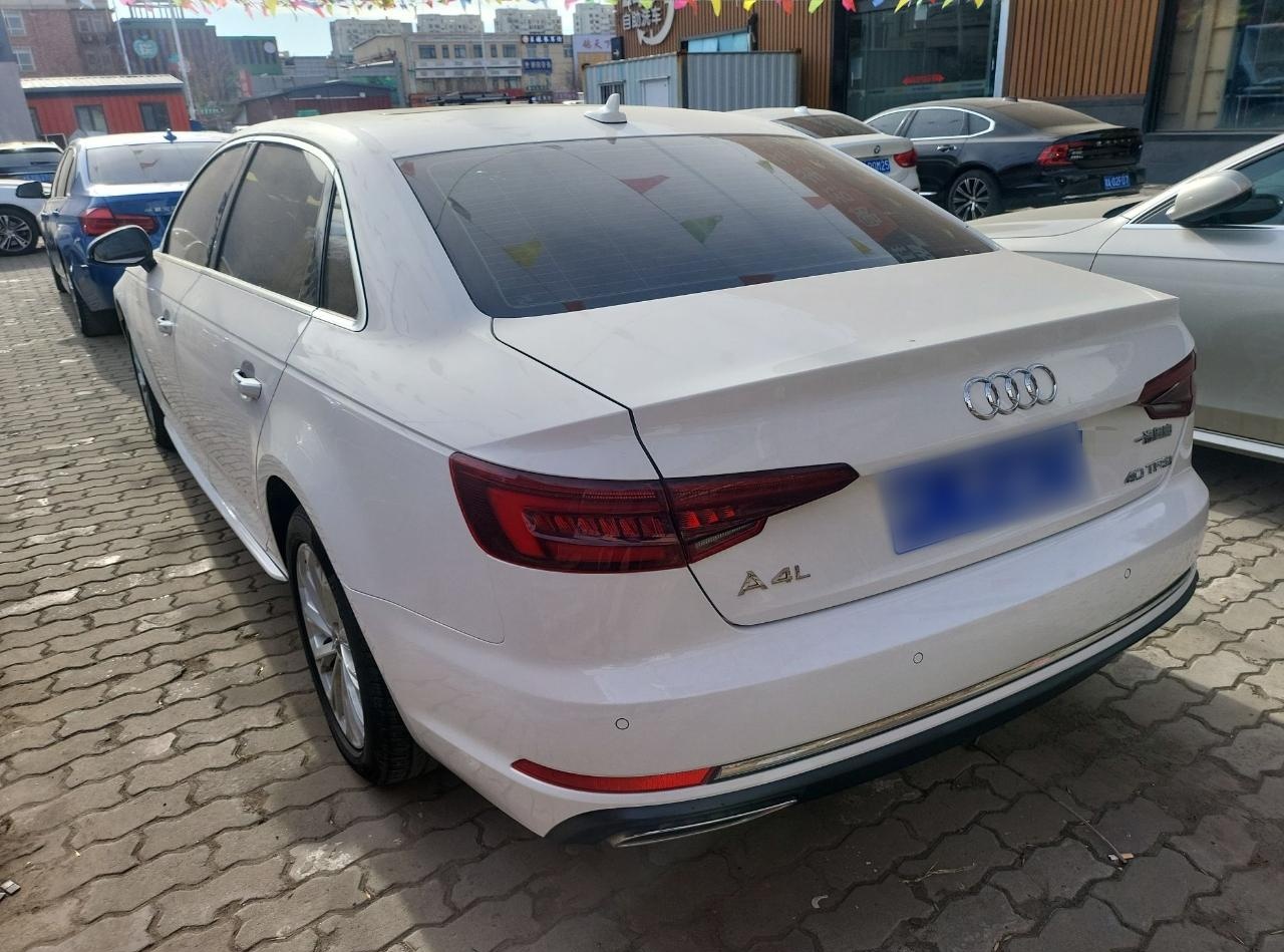 奥迪A4L 2019款 40 TFSI 进取型 国VI