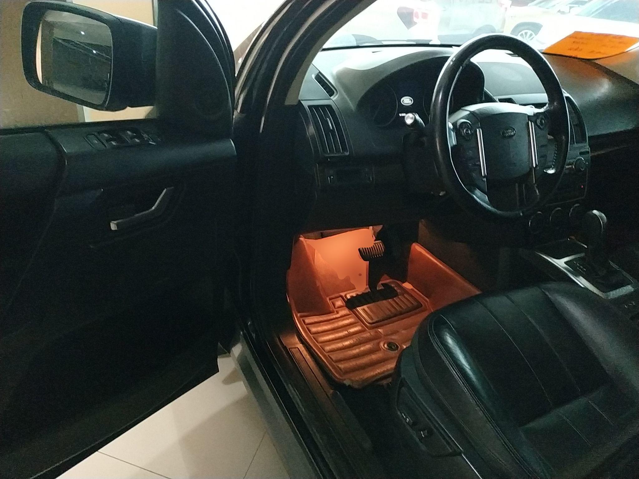 路虎 神行者2 2013款 2.0T Si4 SE汽油版(进口)