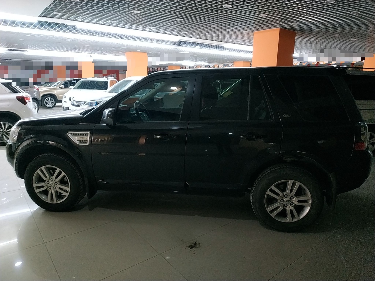 路虎 神行者2 2013款 2.0T Si4 SE汽油版(进口)