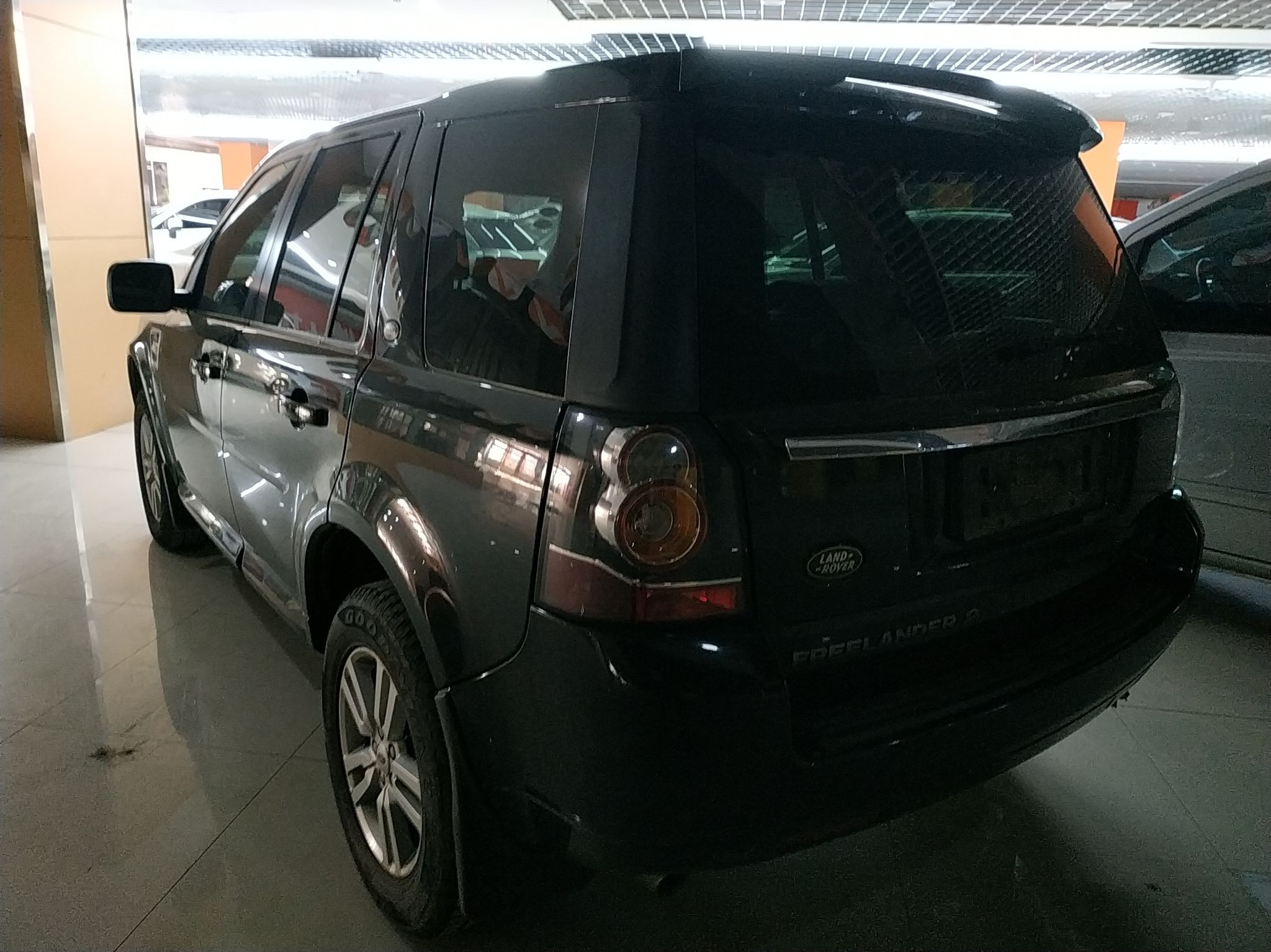 路虎 神行者2 2013款 2.0T Si4 SE汽油版(进口)