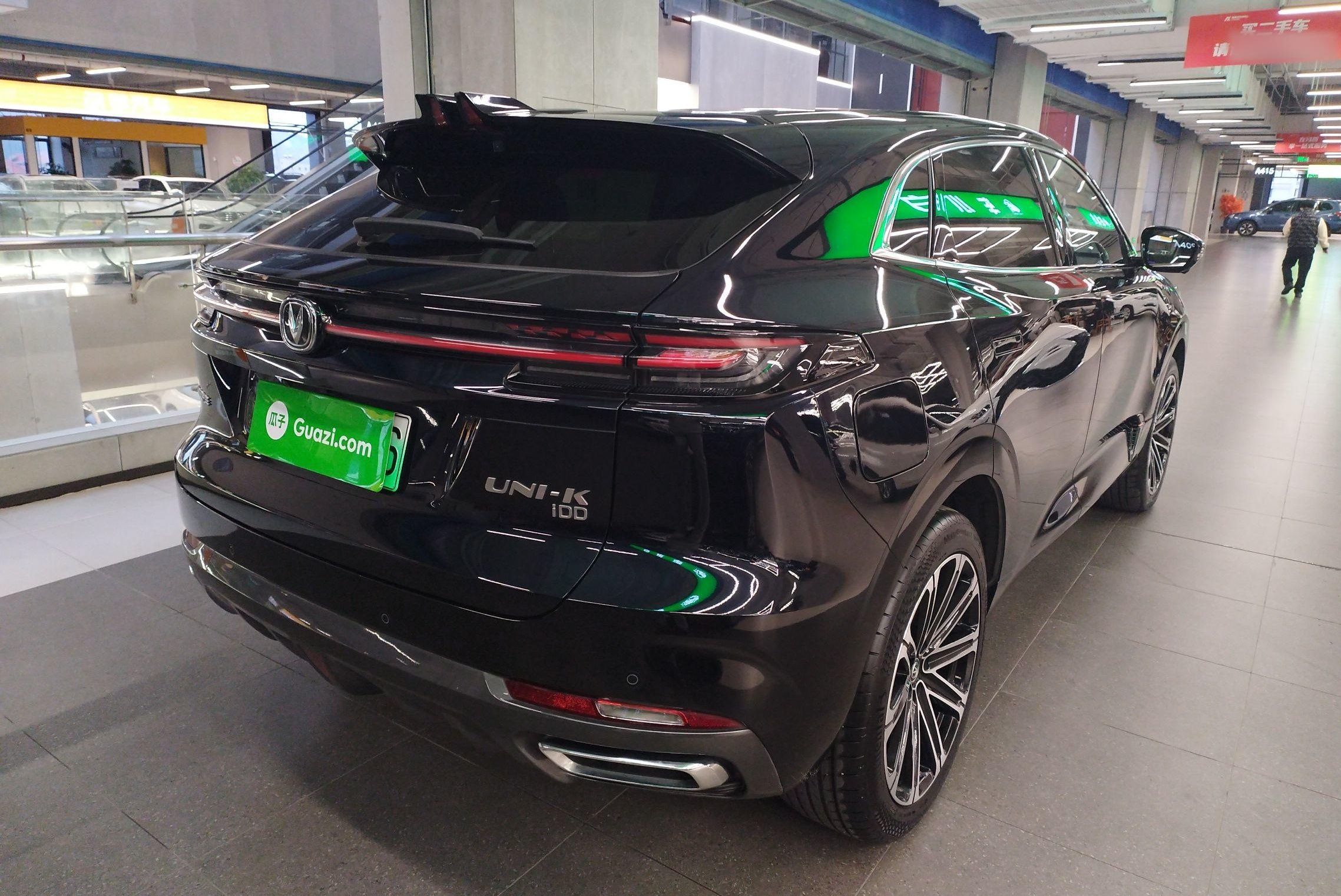 长安UNI-K新能源 2022款 蓝鲸iDD 1.5T 尊贵型