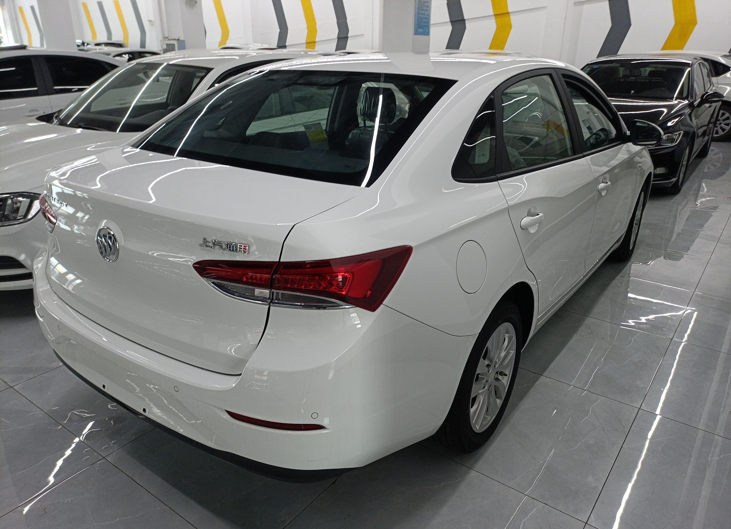 别克 英朗 2021款 改款 典范 1.5L 自动精英型