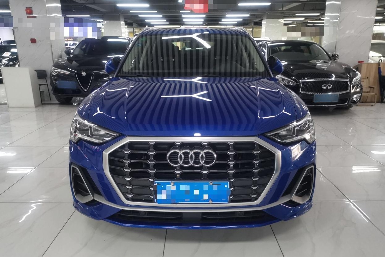 奥迪Q3 2020款 35 TFSI 时尚动感型