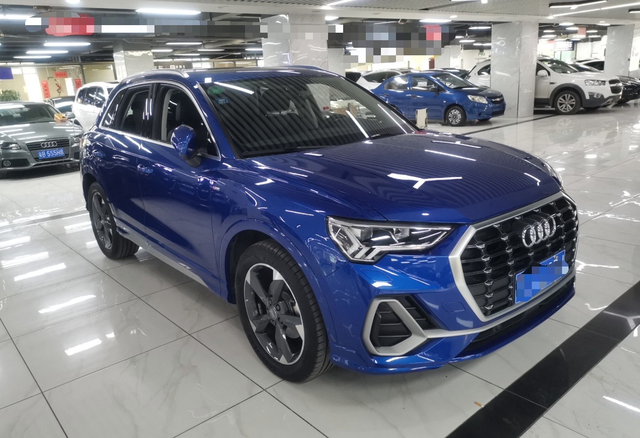 奥迪Q3 2020款 35 TFSI 时尚动感型