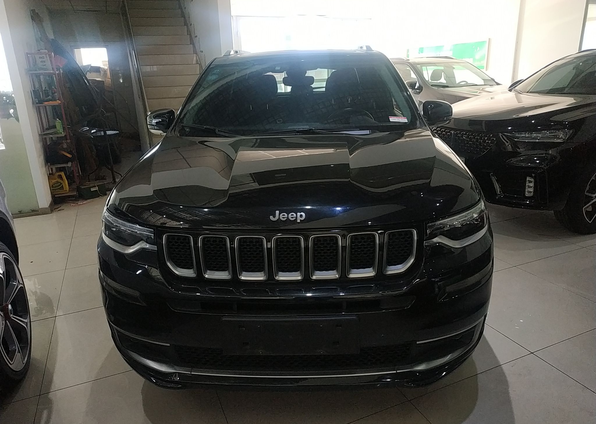 Jeep 大指挥官PHEV 2020款 2.0T 插电混动领先版