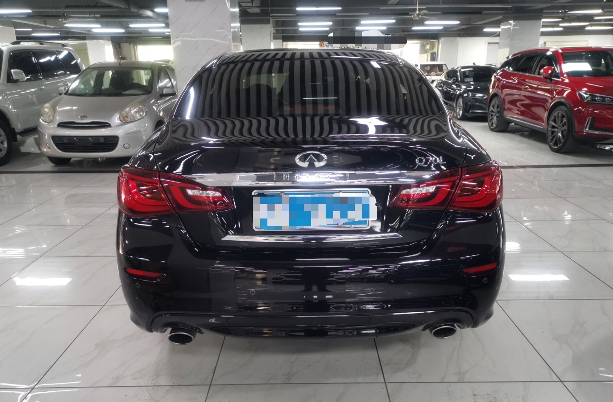 英菲尼迪Q70L 2015款 Q70L 2.5L 悦享版(进口)