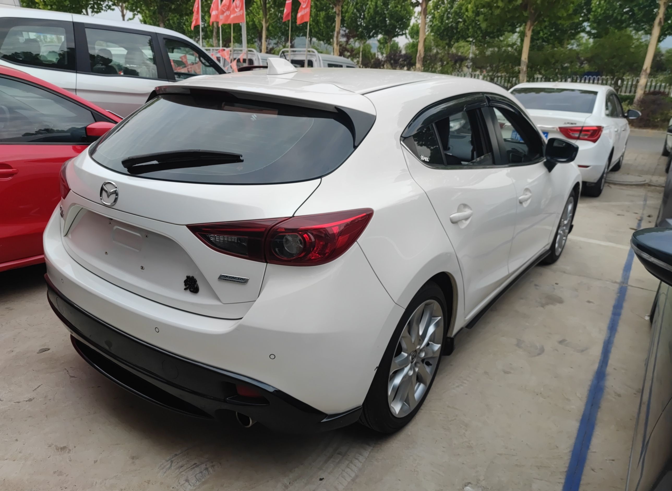 马自达 昂克赛拉 2014款 两厢 2.0L 自动旗舰型