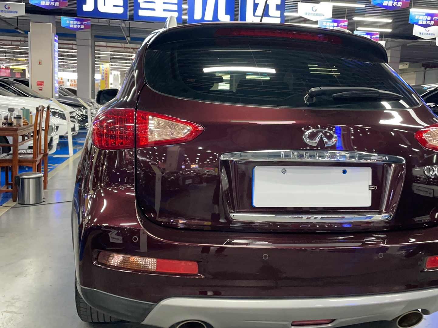 英菲尼迪QX50 2015款 2.5L 舒适版