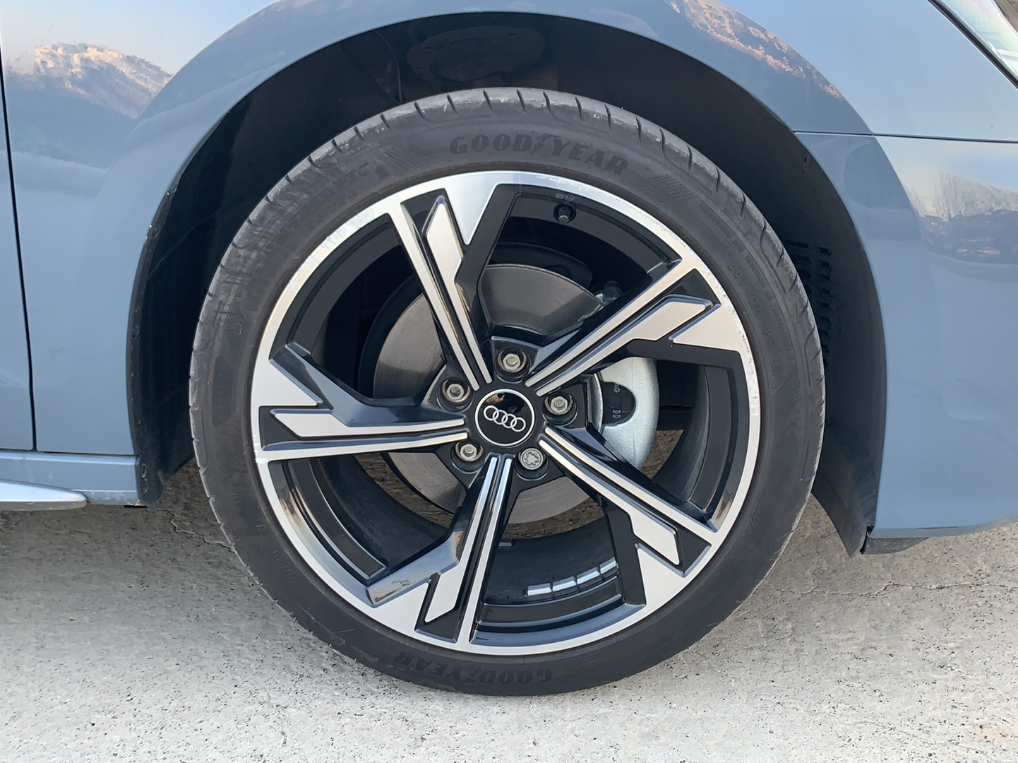 奥迪A3 2022款 A3L Limousine 35 TFSI RS套件燃速型