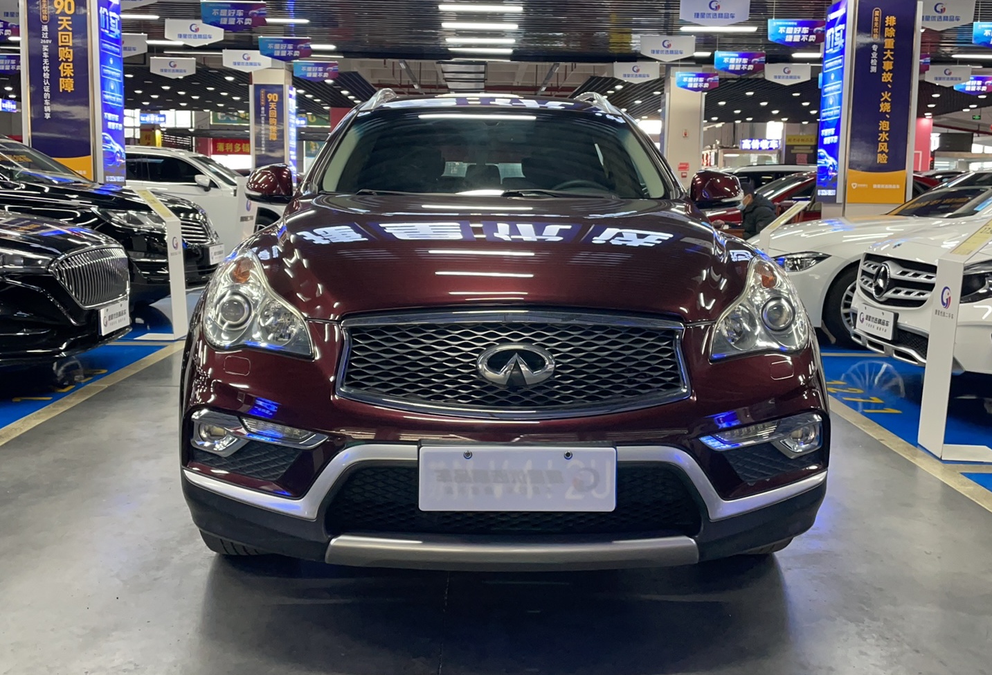 英菲尼迪QX50 2015款 2.5L 舒适版