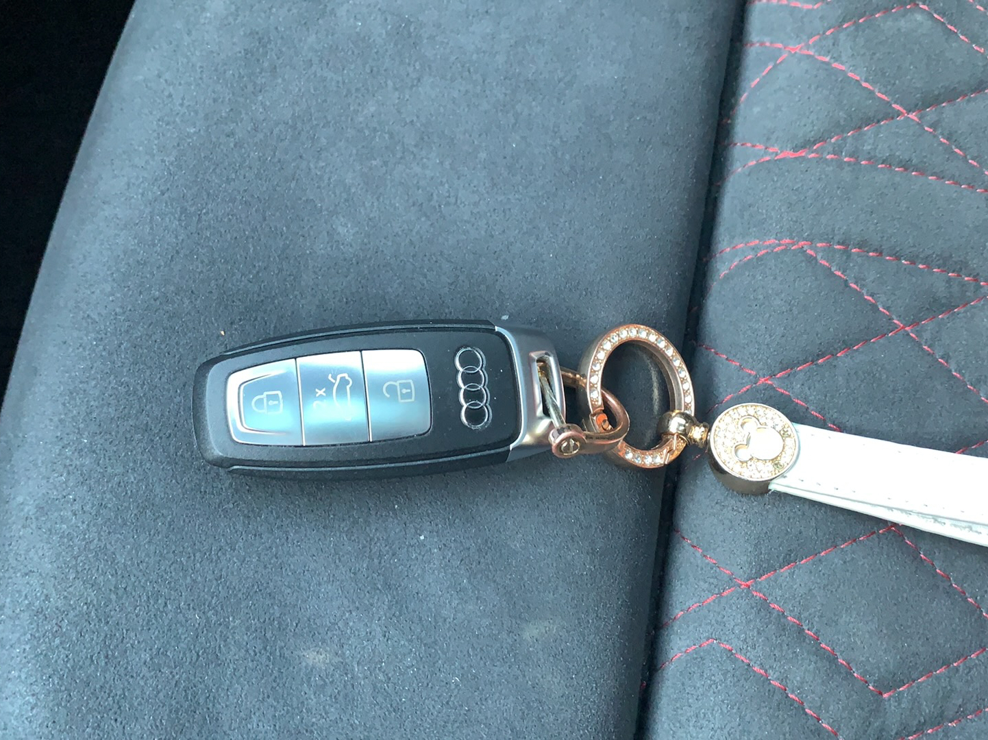 奥迪A3 2022款 A3L Limousine 35 TFSI RS套件燃速型