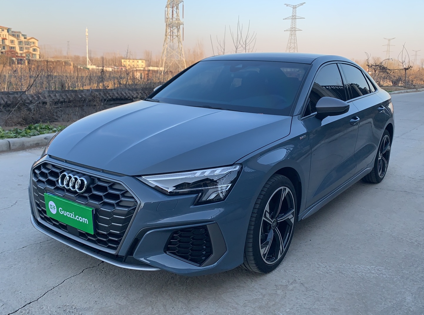 奥迪A3 2022款 A3L Limousine 35 TFSI RS套件燃速型