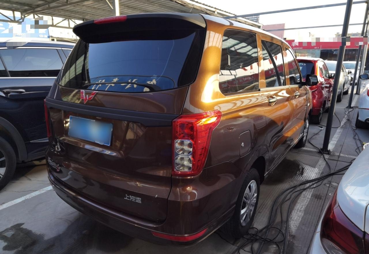 五菱汽车 五菱宏光 2019款 1.5L S基本型国VI LAR