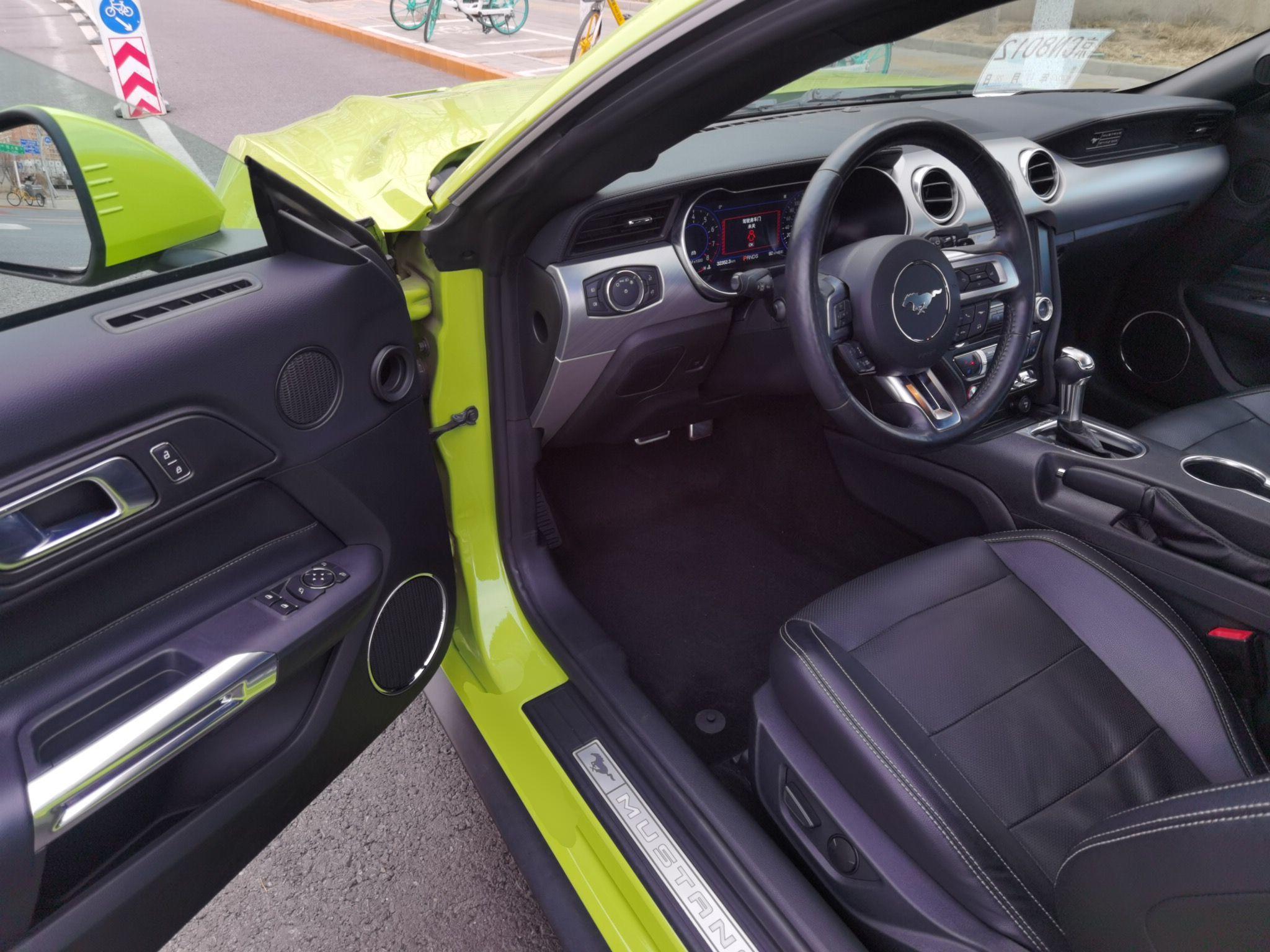 福特 野马 2020款 2.3L EcoBoost 驰影性能进阶版