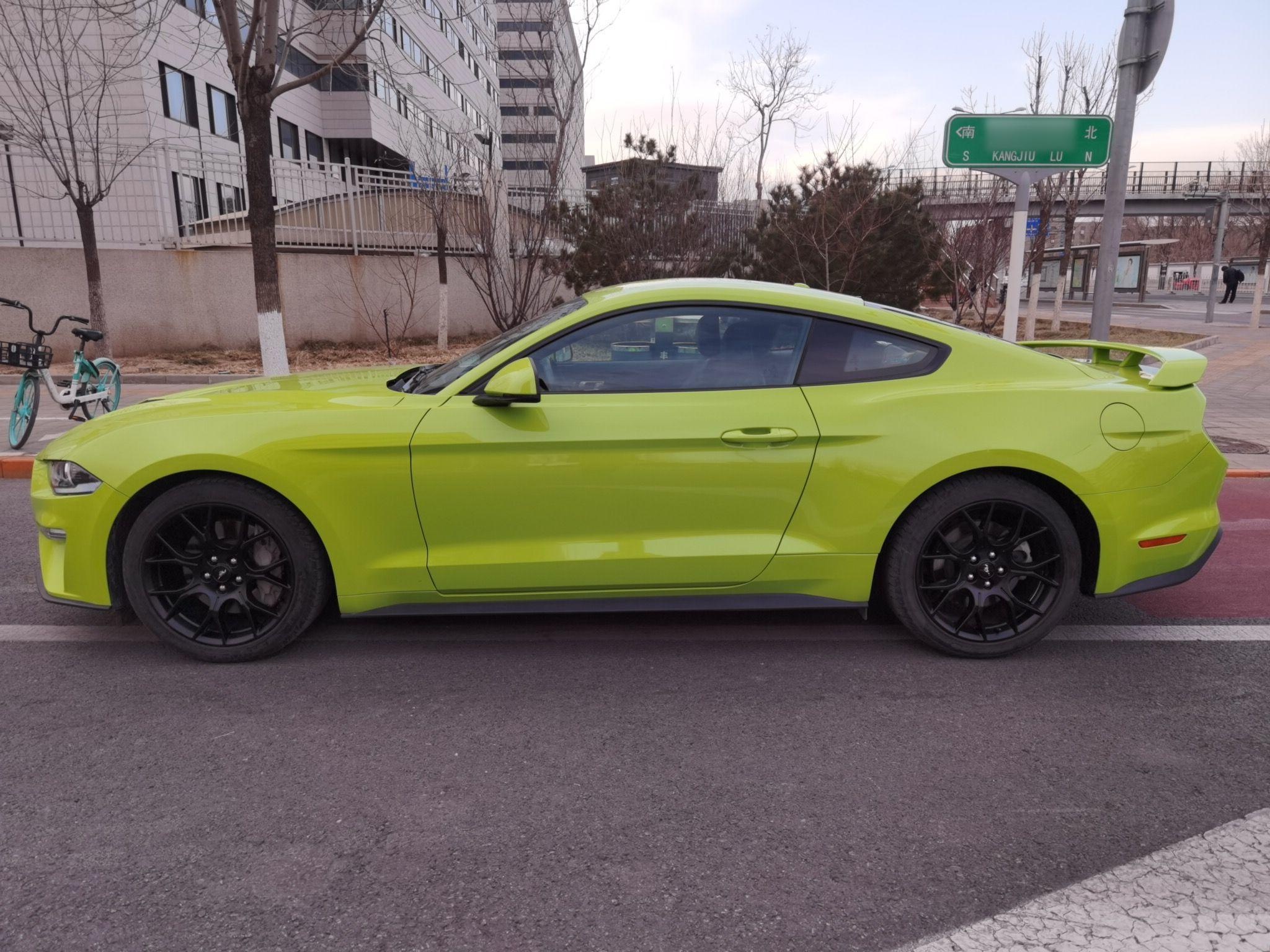 福特 野马 2020款 2.3L EcoBoost 驰影性能进阶版