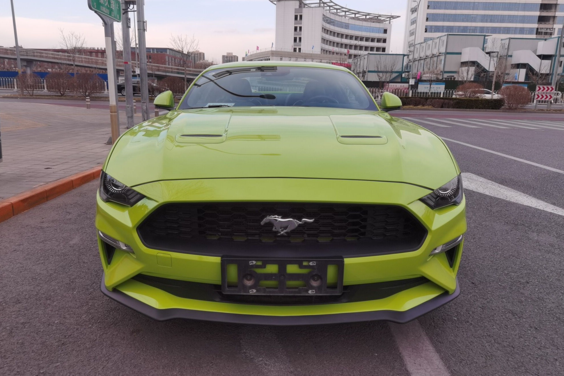 福特 野马 2020款 2.3L EcoBoost 驰影性能进阶版