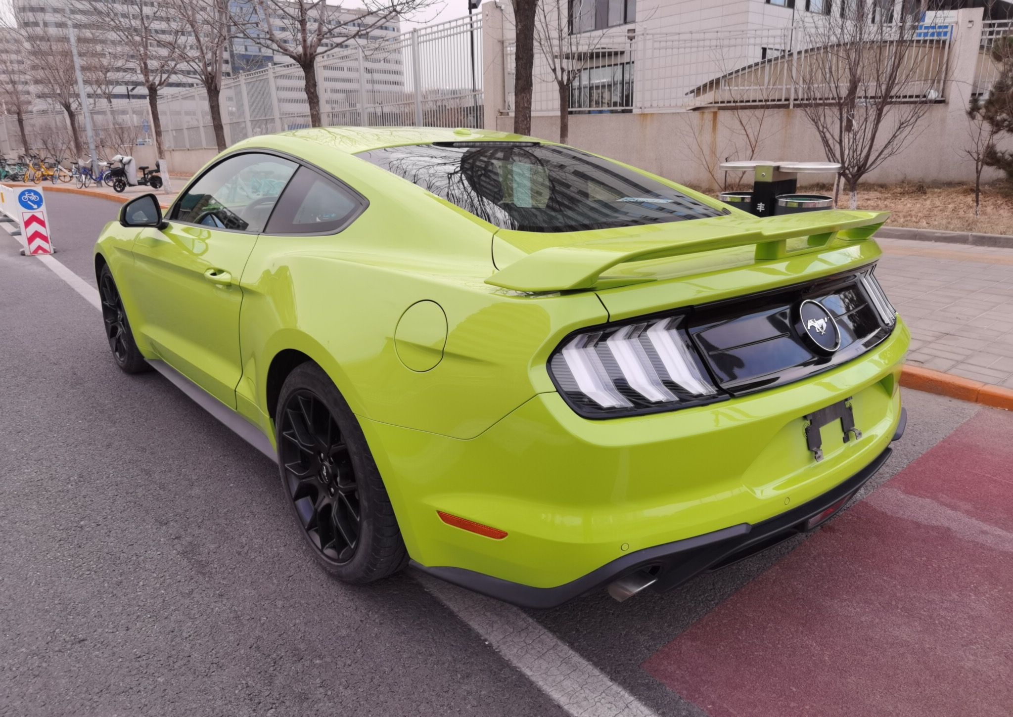 福特 野马 2020款 2.3L EcoBoost 驰影性能进阶版